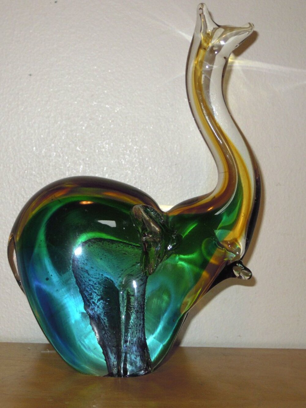 Murano Sommerso Elephant Vintage Trunk Up Glass Italian Paperweight Figurine